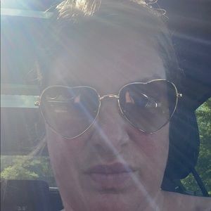 Meet your Posher, Janet